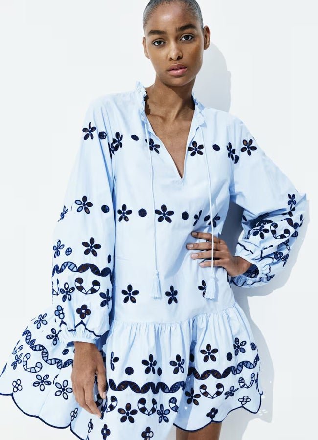 Robe bleue courte H&M.