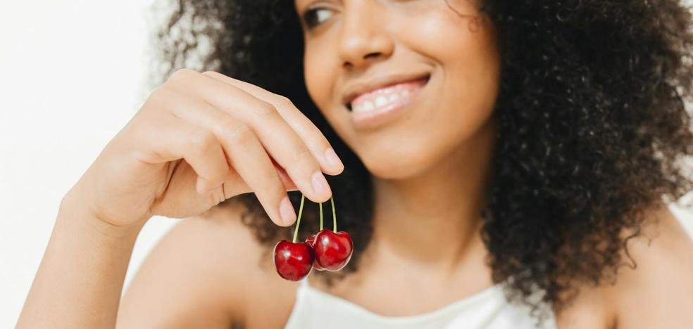 C'est le fruit plein de mélatonine qui vous aide à dormir de la traction et à vous lever avec l'énergie