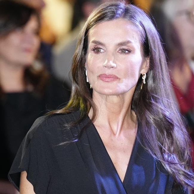Queen Letizia avec des pentes Pdpaola.