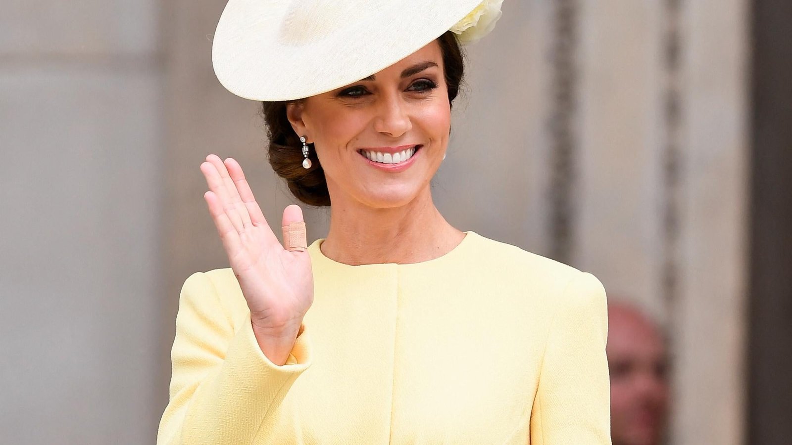 Les alarmes sautent avec le cancer de Kate Middleton pour leur absence soudaine à Ascot