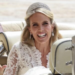 Le journaliste qui a épousé une robe de mariée identique à Kate Middleton: c’est le mariage d’Angie Rigueiro