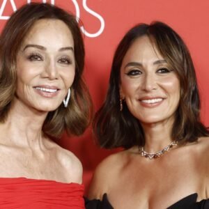 Isabel Presysler et Tamara Falcó copiez à nouveau la reine Letizia sans différenciation