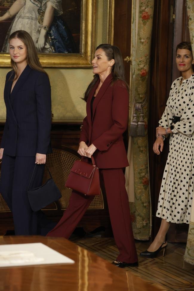 Le look de la reine Letizia à Navarra