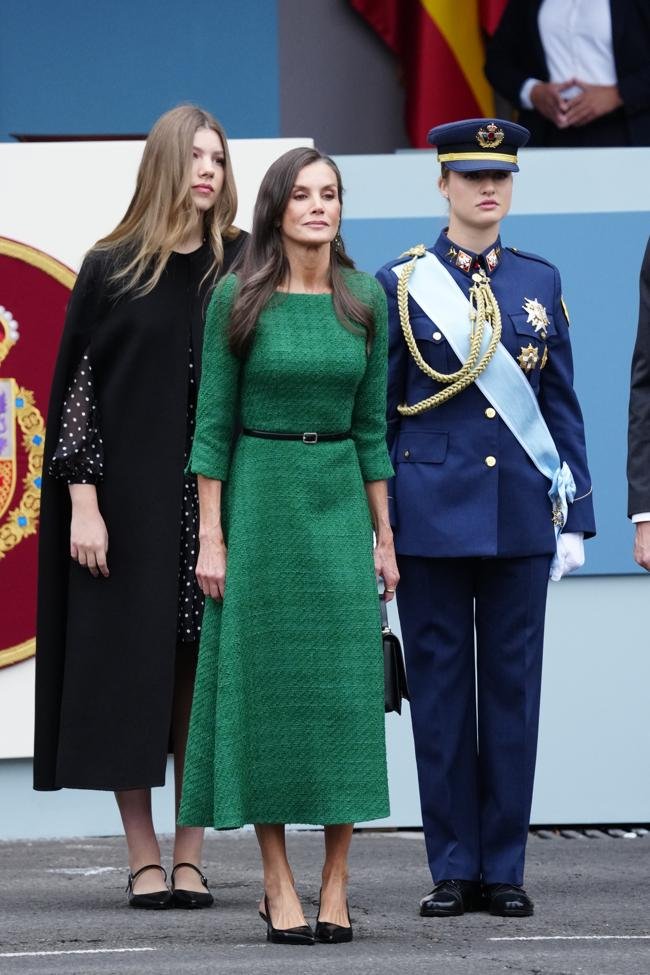 La reine Letizia avec l'infante Sofia et la princesse Leonor.