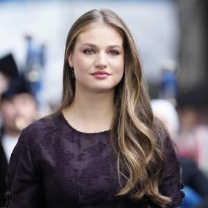 La princesse Leonor brille dans une robe H&M aux Prix Princesse des Asturies 2025