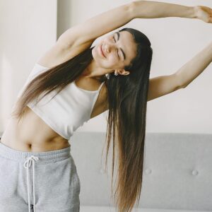 10 minutes par jour d&rsquo;hypopresseurs, l&rsquo;exercice recommandé par les physiothérapeutes pour l&rsquo;abdomen et le plancher pelvien