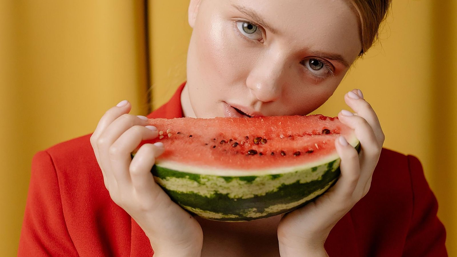 Violeta Kushkyan, nutritionniste : « Les fruits de juillet associent l'eau à des minéraux essentiels que l'eau seule ne peut apporter »