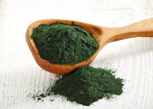 La spiruline pourrait-elle aggraver votre peau?