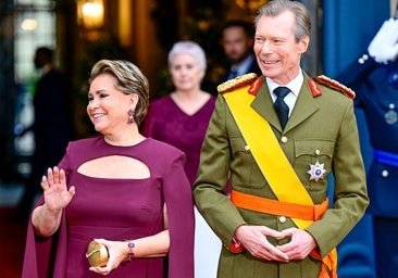 Le dernier look de María Teresa de Luxembourg comme la Grande Duchesse: Erreur de proclamation Prince Guillermo