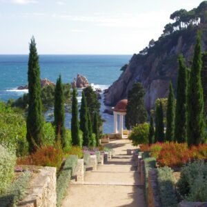 Le jardin botanique de Marimurtra est le plus beau et est dans le nord de l’Espagne