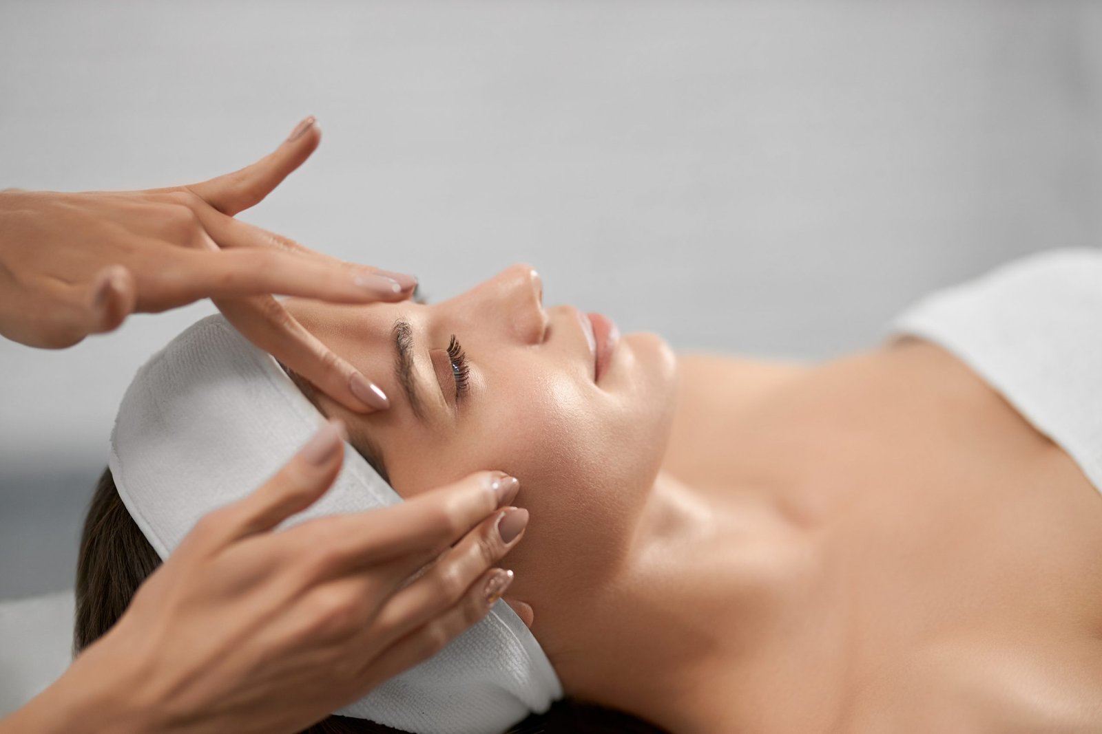 Le secret pour votre peau pour mieux absorber les crèmes