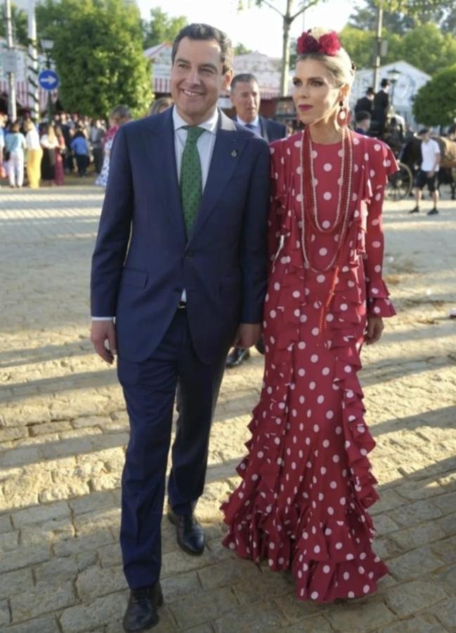 Manuela Villena a porté une robe habillée à polka de José Hidalgo. / @JuanmamooNobonilla