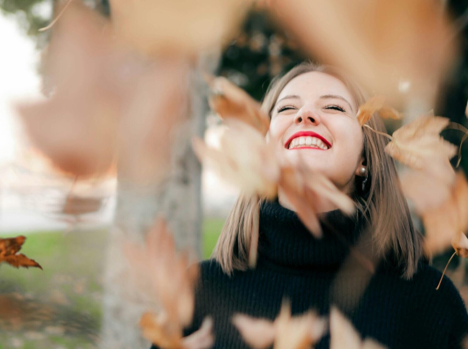 Pourquoi de plus en plus de femmes portent un appareil dentaire à 50 ans
