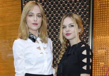 La grande famille de Stella del Carmen à 29 ans: par Dakota Johnson aux plus inconnues, aussi ses six frères