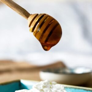 Sucrer le yaourt avec du miel au lieu du sucre réduit l&rsquo;inflammation