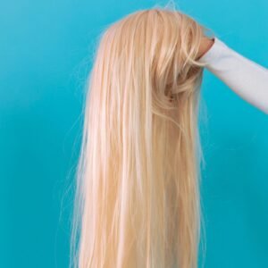 Teindre les cheveux gris en seulement 10 minutes est désormais une réalité