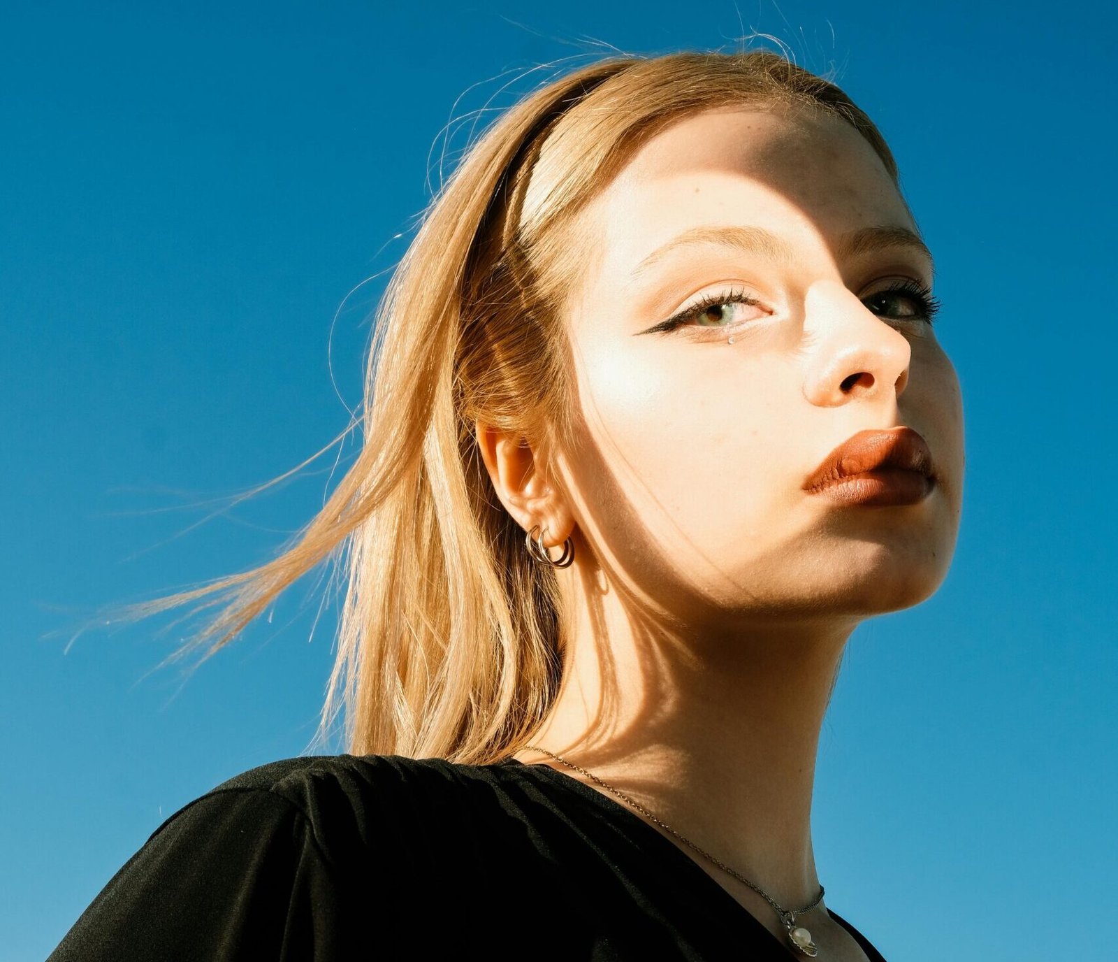 Trétinoïne, de l'élimination de l'acné au miracle anti-âge